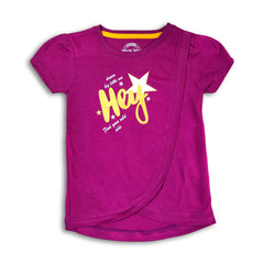 Stylish Girls T-Shirt - "Hey" design